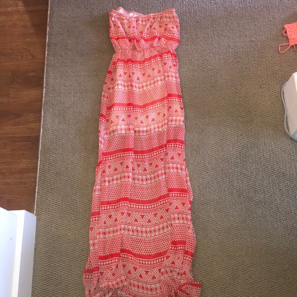 Red and white maxi dress. - Picture 1 of 1